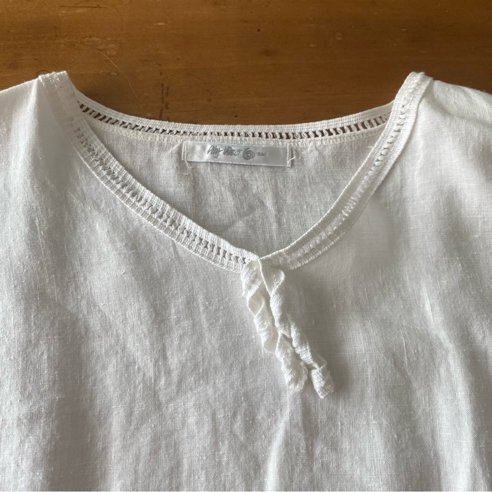 100% Linen Vintage White Short Sleeve Top Eyelet Trim Cottagecore Coastal Small - Picture 5 of 13
